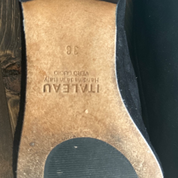 Black Italeau flats size “38” - Picture 5 of 5